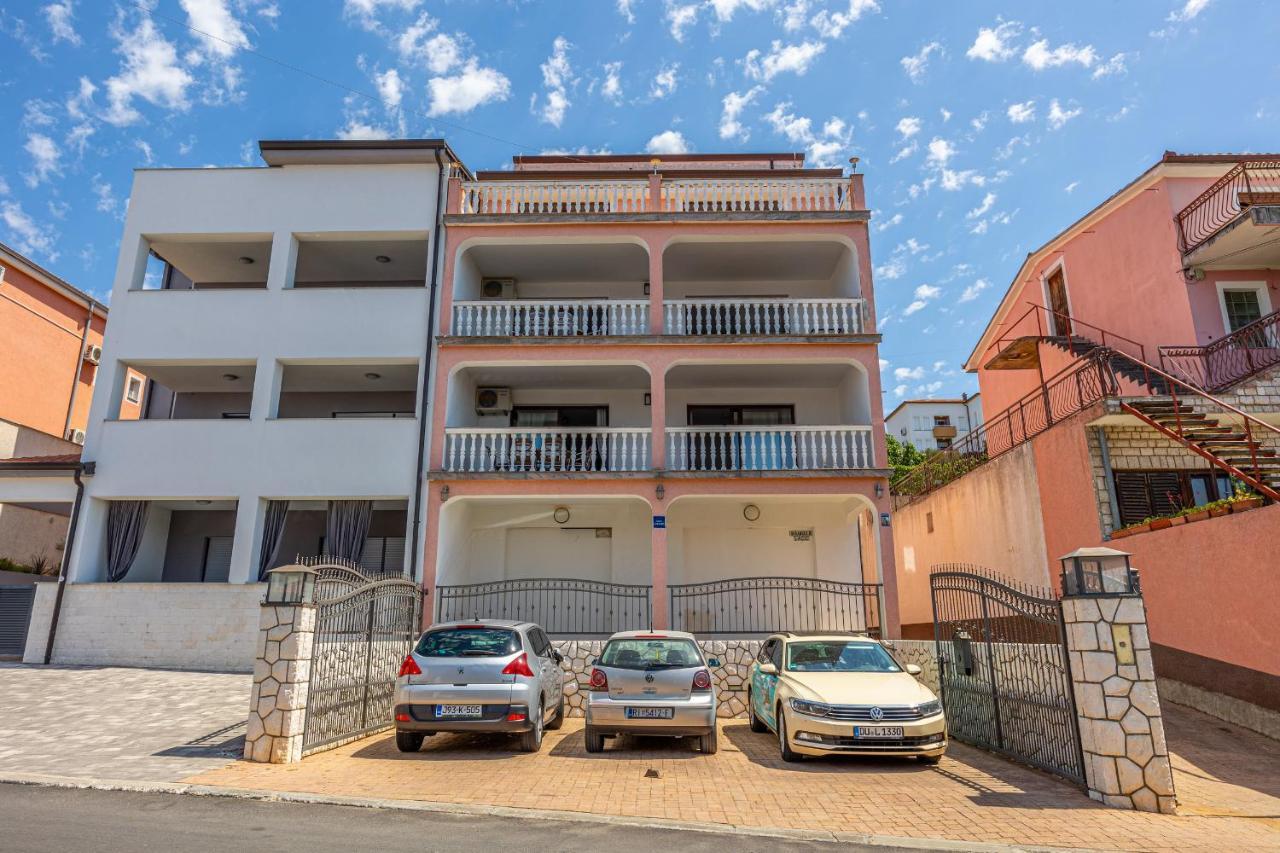Apartments Lacic 2 Crikvenica Eksteriør billede
