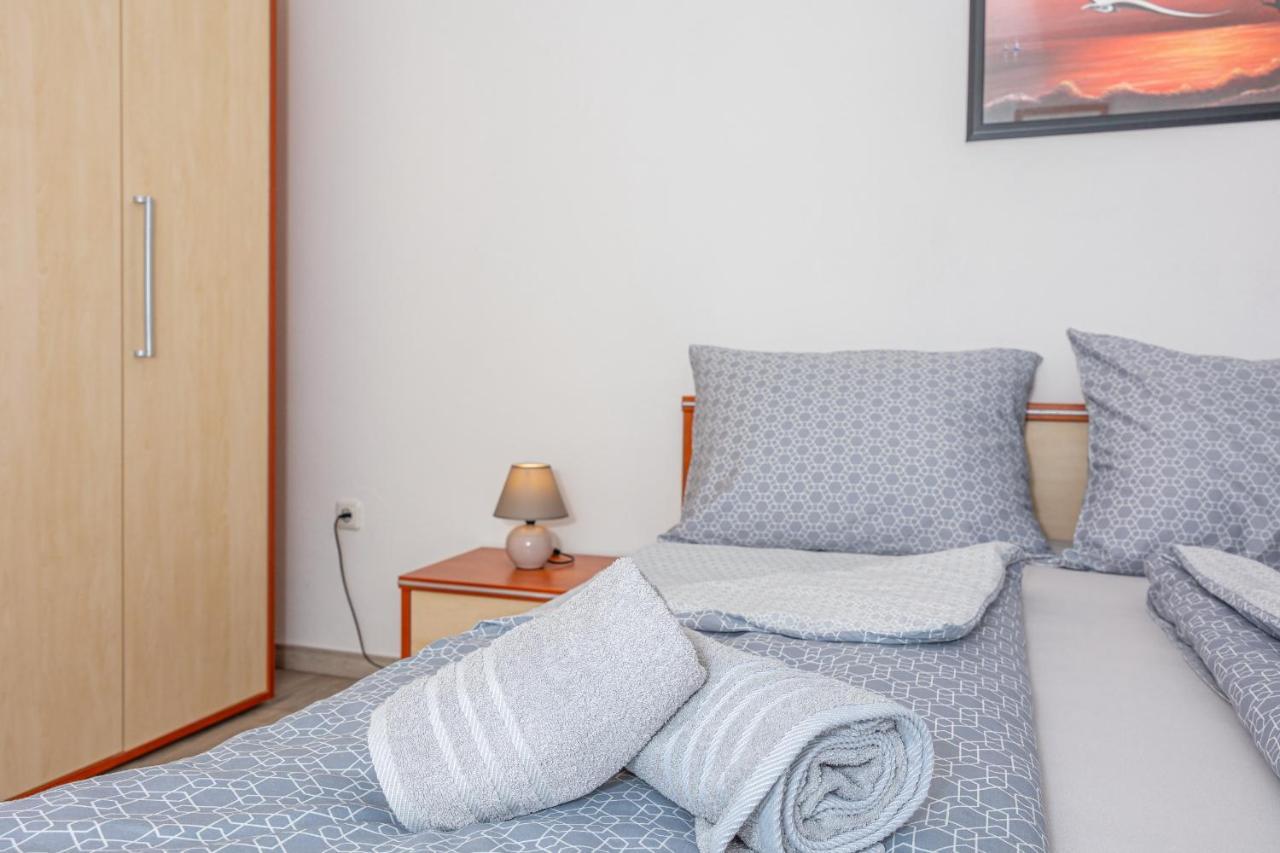 Apartments Lacic 2 Crikvenica Eksteriør billede