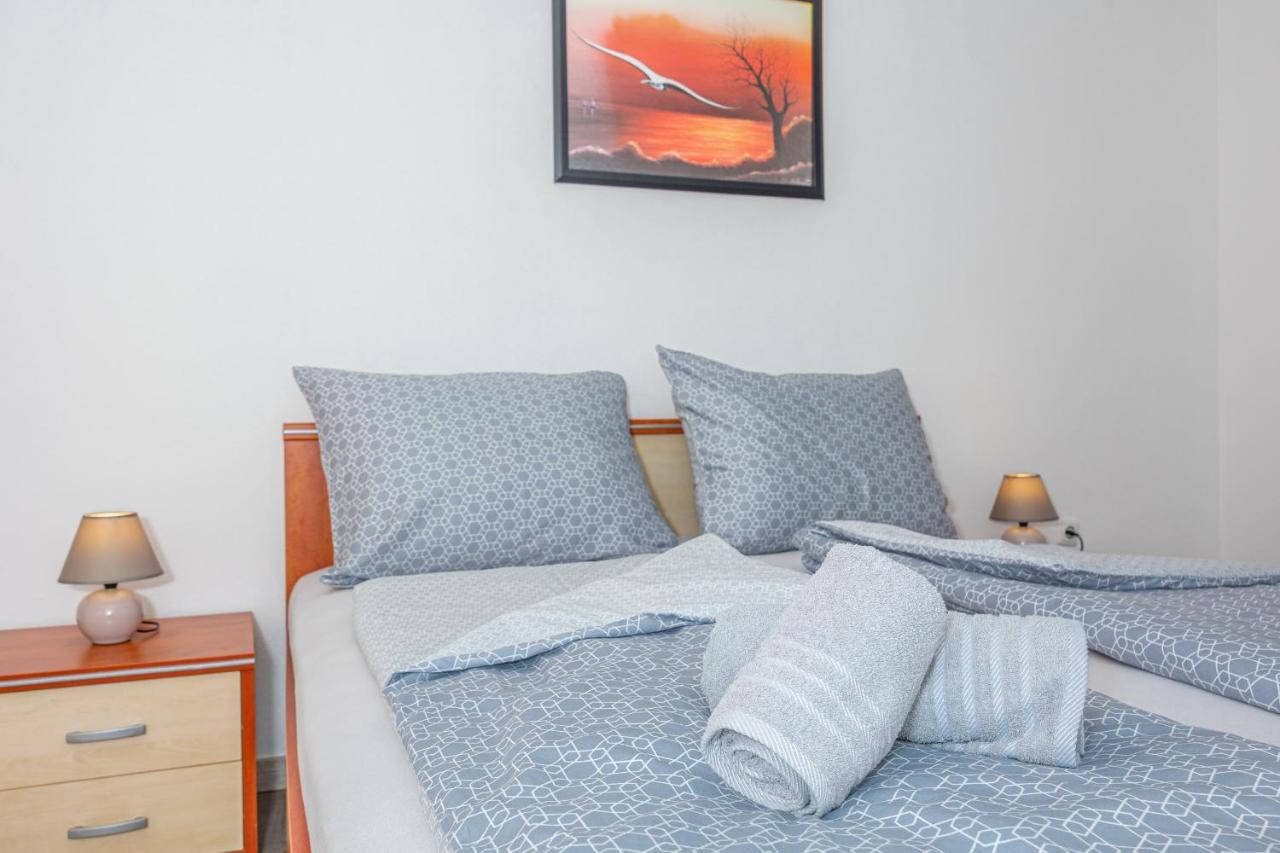Apartments Lacic 2 Crikvenica Eksteriør billede